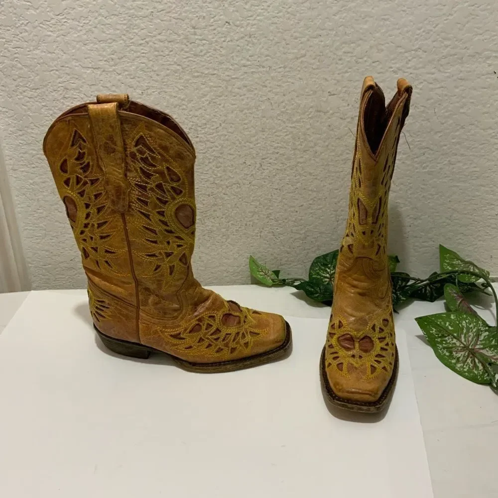 Innovation boots women size 6.5 made in Mexico